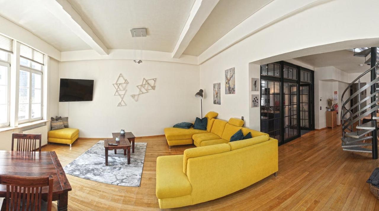 Loft13 Traumhafte Wohnung Mit Terrasse Fuer 8 Gaeste مونشاو المظهر الخارجي الصورة